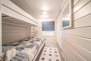 Lavi Chalet by Aavalevi