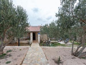 Holiday Home in Vrana near Lake and Beach