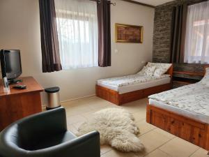 El Bronco Western Ranch