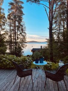 Cozy and spacious vacation house by the sea