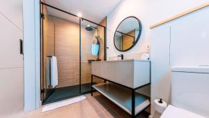 Beach & Mountain by Horizon Holidays