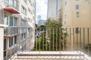 Krochmalna Spacious Apartment by BookingHost