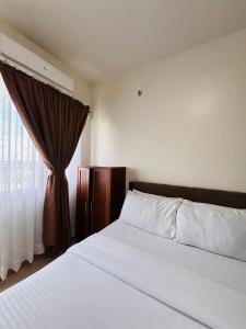 Contemporary City Suite with Relaxing Charm