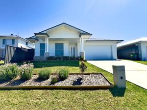 Spacious 4 Bedroom Hunter Home