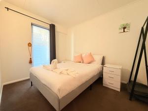 Cosy 2BR Paddington Home with Parking