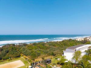 Breakers Resort by First Private Stays