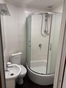 Hotel-Restaurant Complex Relax