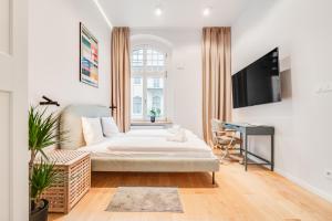 Księcia Witolda 38-40 by Homeprime