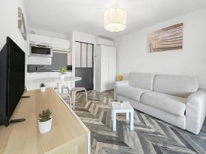 Studio, à deux pas des plages, terrasse et parking