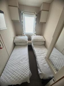 3 bedroom Lyons robin hood Rhyl CT2