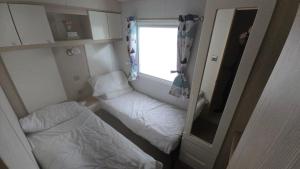 3 bedroom Lyons robin hood Rhyl CT2