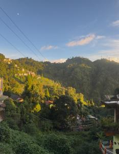 Darjeeling Batasia Retreat