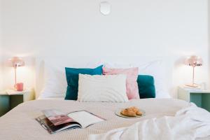 Prague Days - Loft with Terrace and Netflix by Vltava River