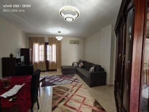 Nice & cozy Stay in Rehab City for families only