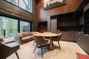 Villa Komia Pieni by Aavalevi