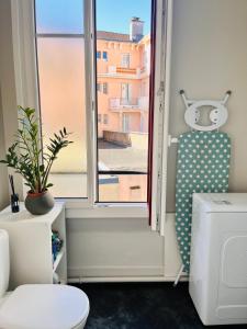 Chez Julien - Castle View