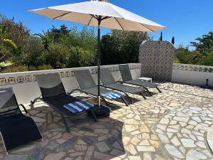 Peaceful villa with sea view close to Carvoeiro