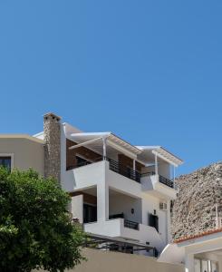 Marys Beachfront Villa - 4hvězdičkové hotely ve městě Kalymnos