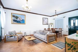 Marys Beachfront Villa