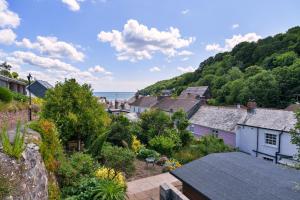 Finest Retreats - Woodleigh, Cawsand