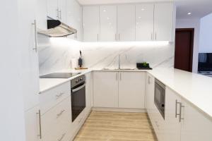 Happy Season - Luxury Upgraded 2BR Rimal JBR