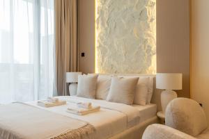 New Studio Aura JVC Pool Gym Sauna Padel court