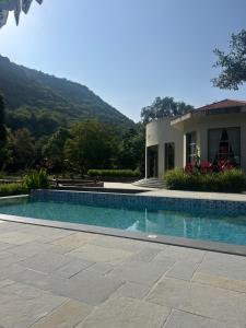 Surya Bagh - A Luxury Hideaway - 5 minutes to Ajabgarh, 10 minutes to Bhangarh & 20 minutes to Tehla, Sariska