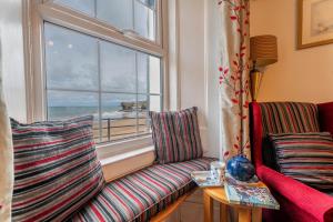 Trem y Don at Llangrannog Beach