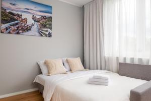 Park Bródnowski Charming Studio by BookingHost