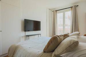 Modern flat -1BR-4P- Paris 17e