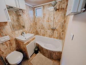 Holiday home Pandora