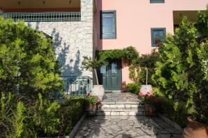 Pirofani Villa Apartments Lefkada Greece