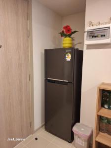 NEW vibrant and festive 1-bedroom condo in the heart of Hua-Hin