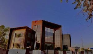 Hotel Geeta Garden Unnao