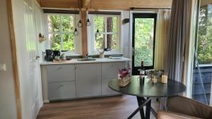 Stijlvol Tiny House in de natuur