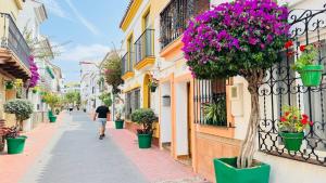 Room City Estepona La Portada