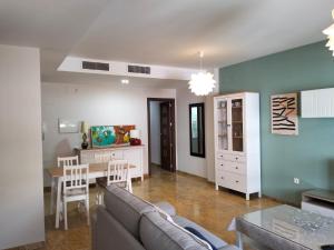 601 Moderno y Amplio apartamento en Valdeolleros