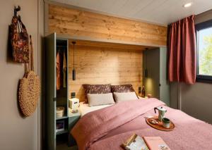 Résidence Camping La Buidonniere - Chalet confortable et lumineux en pleine nature MAE-1033