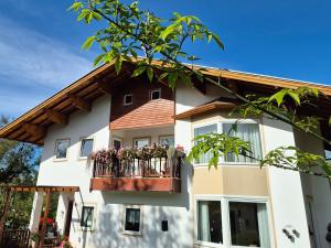 Villa Gruntal Hospedaria - 4hvězdičkové hotely ve městě Treze Tílias