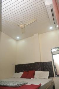 jay radhe krishan residency