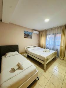 Pazari i Ri: Central Cozy Stay