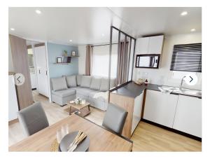 Mobilhome 3ch 2sdb Camping La Carabasse 4 étoiles