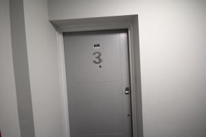 Holden Court Apartments - Apt 3