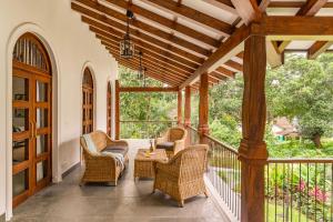 La Morella by The Blue Kite - Elegant 4BHK Villa in Assagao with Private Pool, Garden, Caretaker