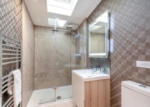 Nunland Hillside Lodges