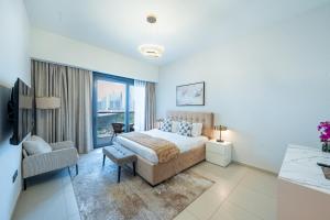 Act 2 - Luxury 2BR Facing Burj Khalifa & Fountain
