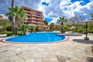 Aphrodite Gardens Stunning Villa by VICHY Holidays - 4hvězdičkové hotely ve městě Paphos