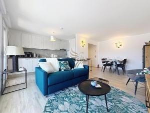 Serenity Getaway–4 people–WiFi–Terrace–Garage