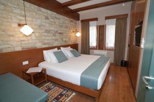 Palorto Traditional Hotel