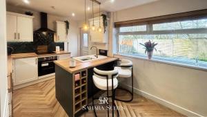 Stylish 2Bedroom - Sleeps 4 - Contractors & Families - Parking